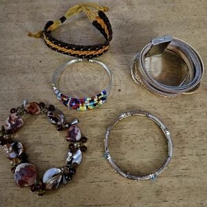 Bracelets set of 5